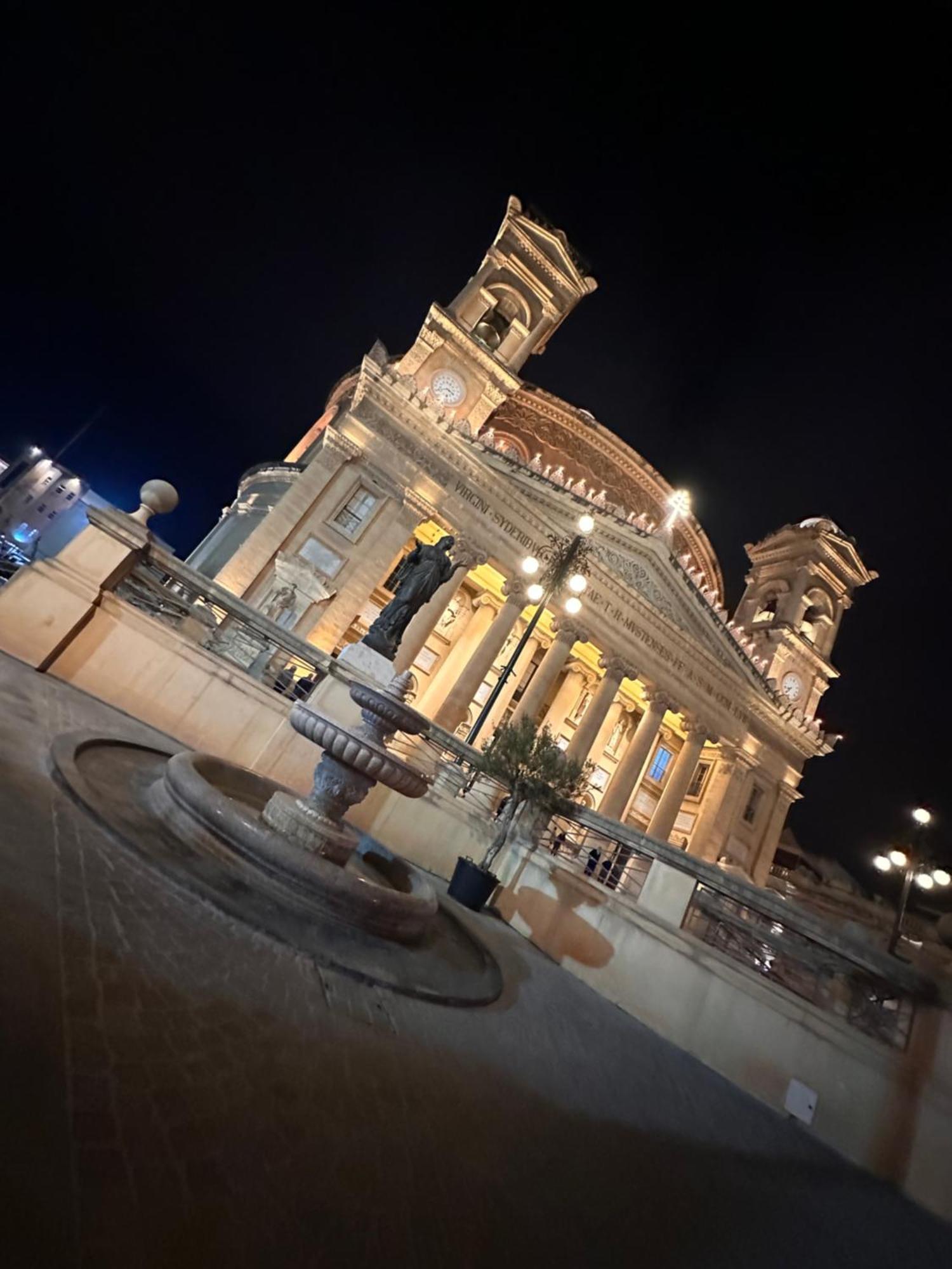 Mosta Dome Penthouse Exterior photo